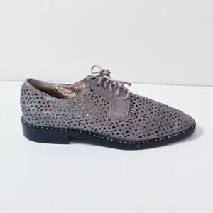 Vince Camuto Lesta Silver Metallic Studded Oxford Flats Lace Up Laser Cut